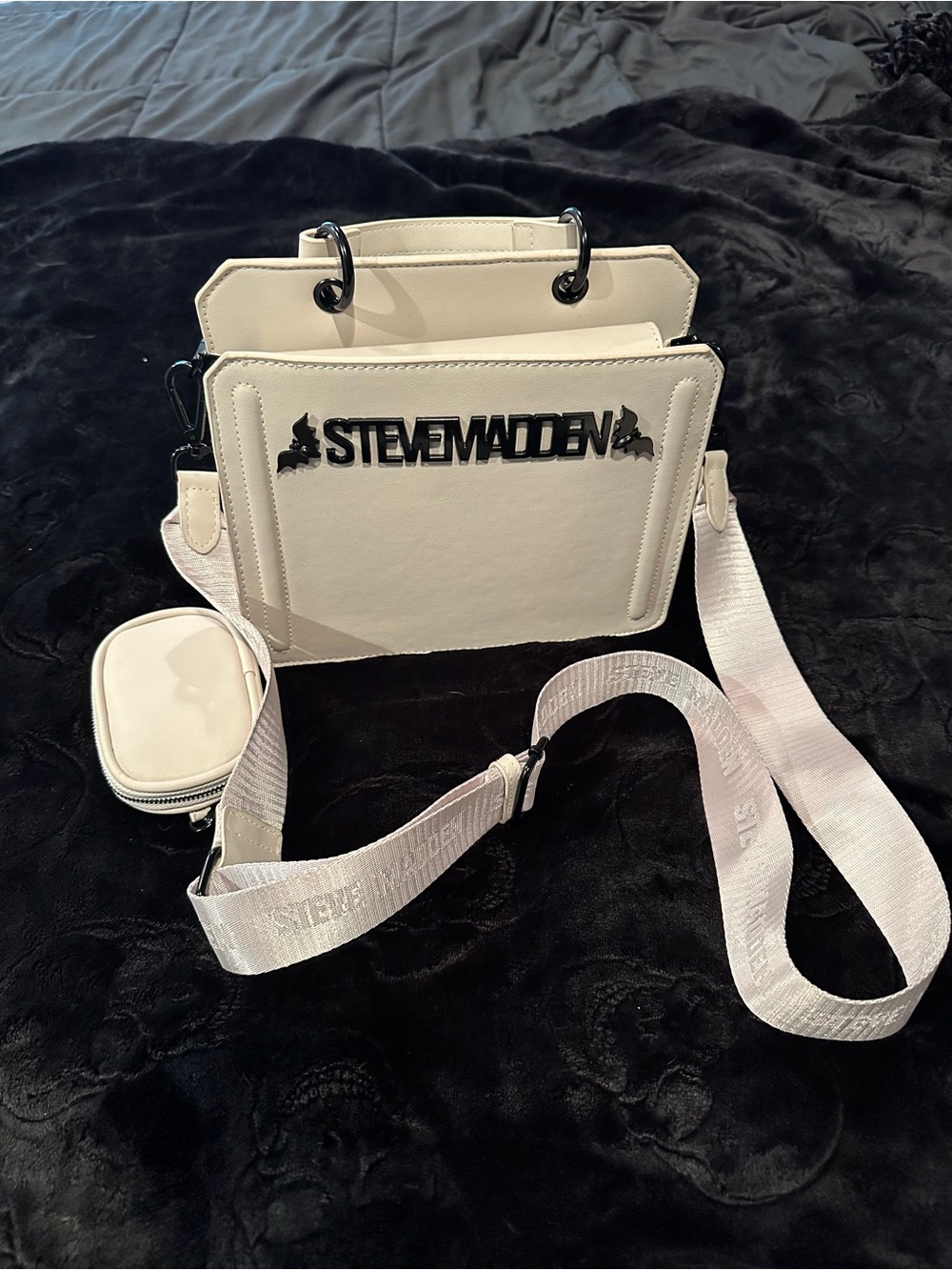 Steve Madden Chalk Bat Crossbody